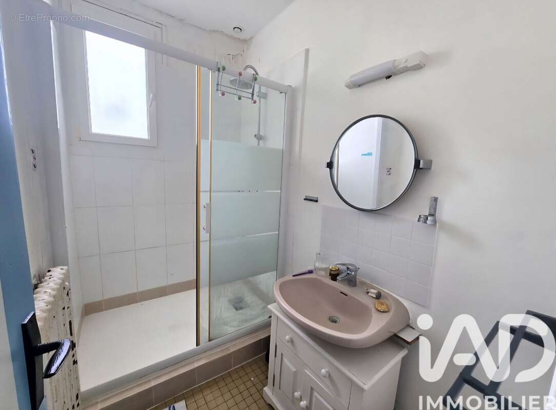 Photo 6 - Maison à SAINT-JULIEN-LES-VILLAS