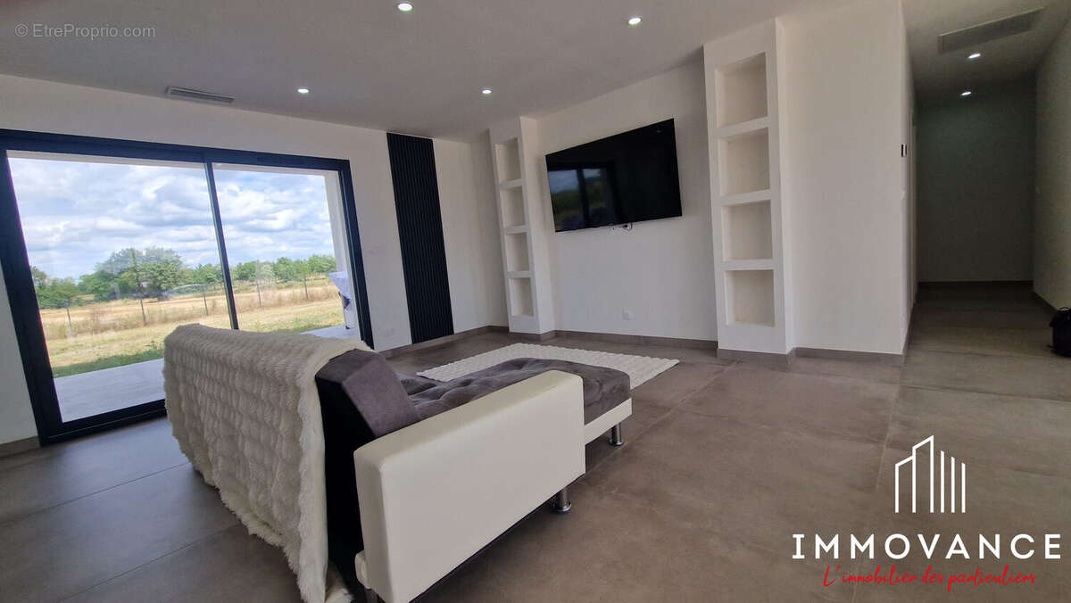 Maison à CASTELSARRASIN