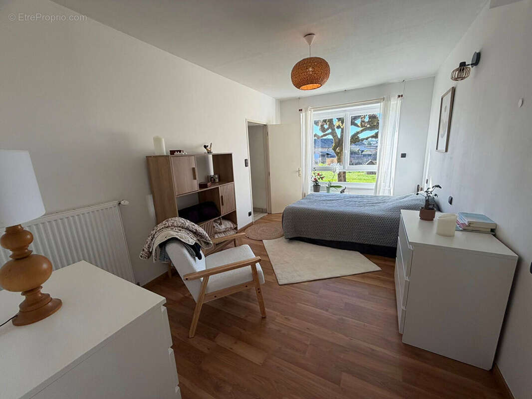 Maison à CHATEAUPONSAC