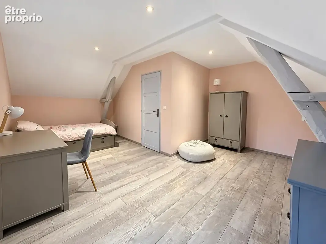 Secteur  de Mortagne-au-Perche, longère de caractère sans voisin sur 5 000 m² de terrain - photo 14