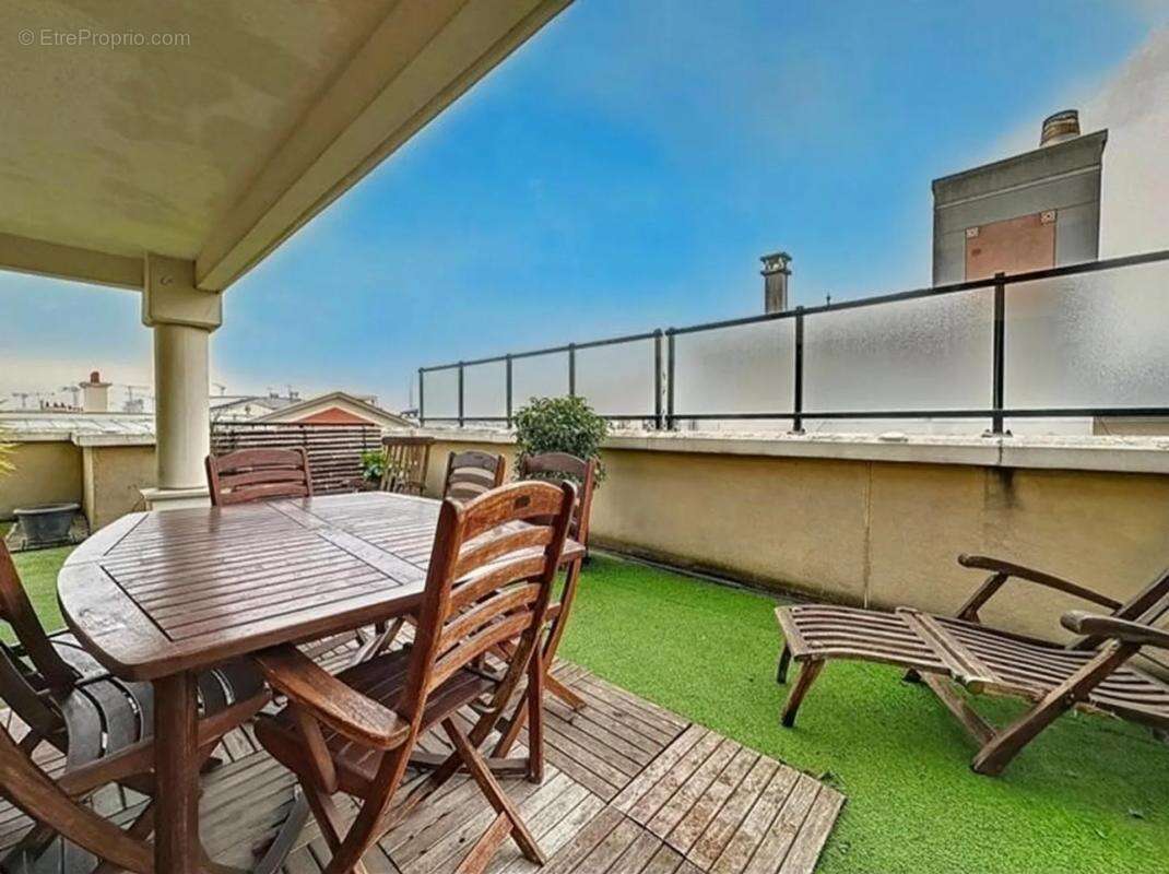 Appartement à MAISONS-ALFORT