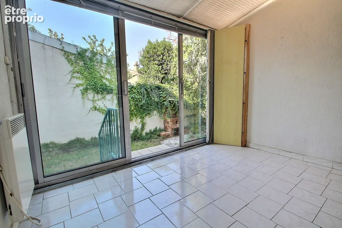 Maison 2 pièces de 52 m², plain-pied a rénover ! - photo 8