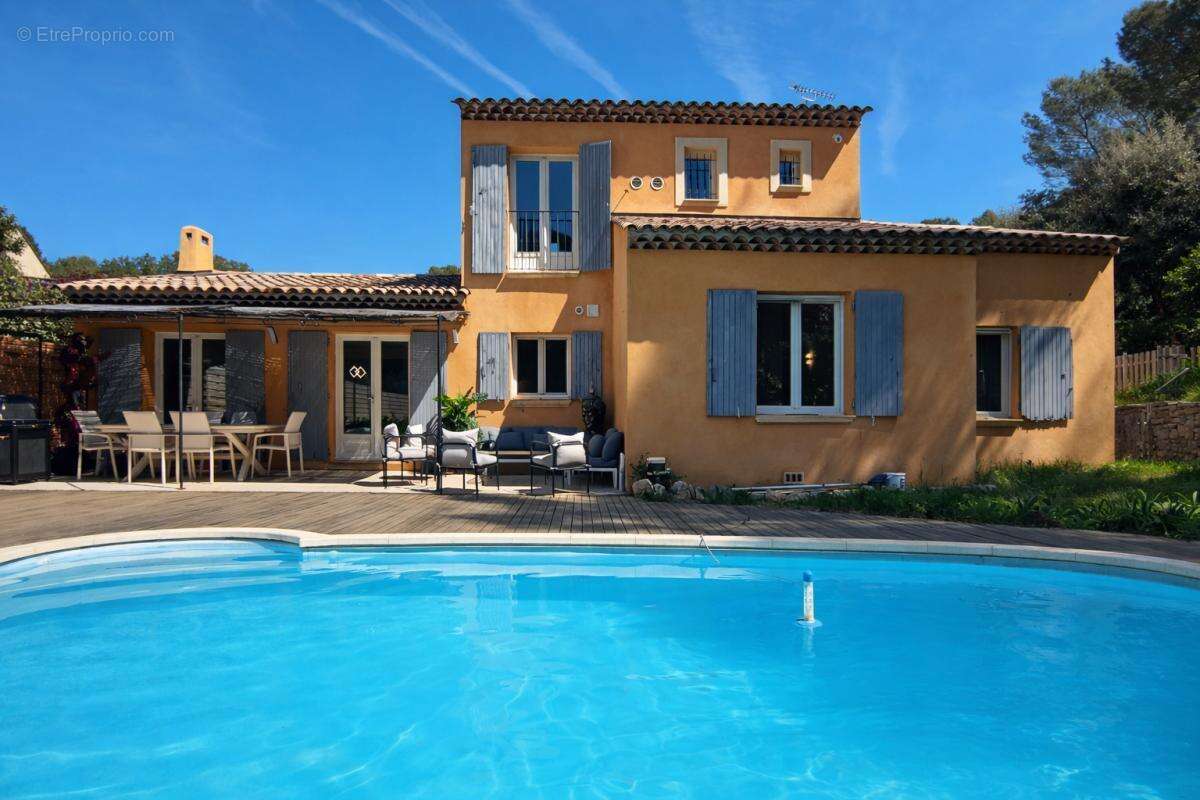 Maison à LA MOTTE