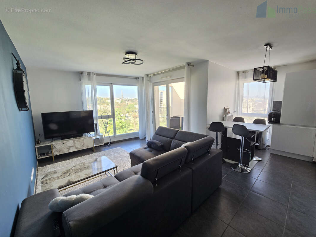 Appartement à VENISSIEUX