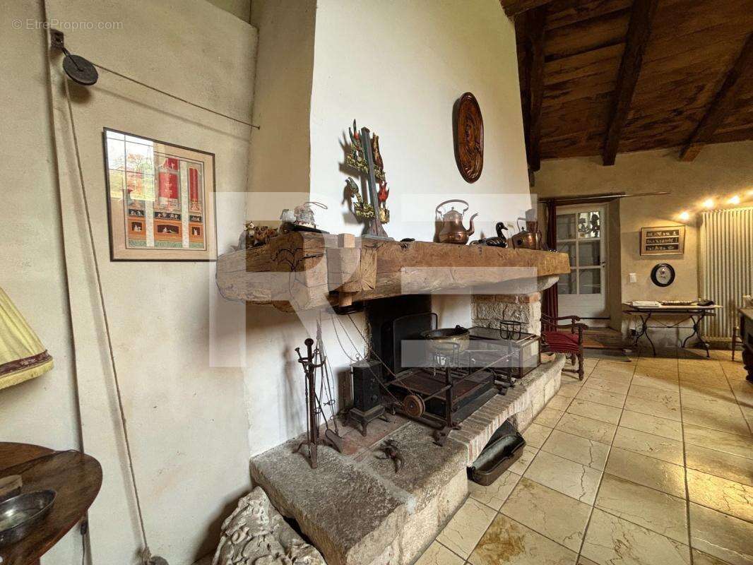 Maison à LASALLE