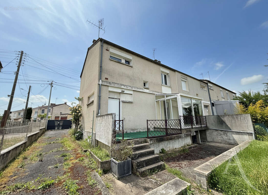 Maison Chateauroux - photo 14