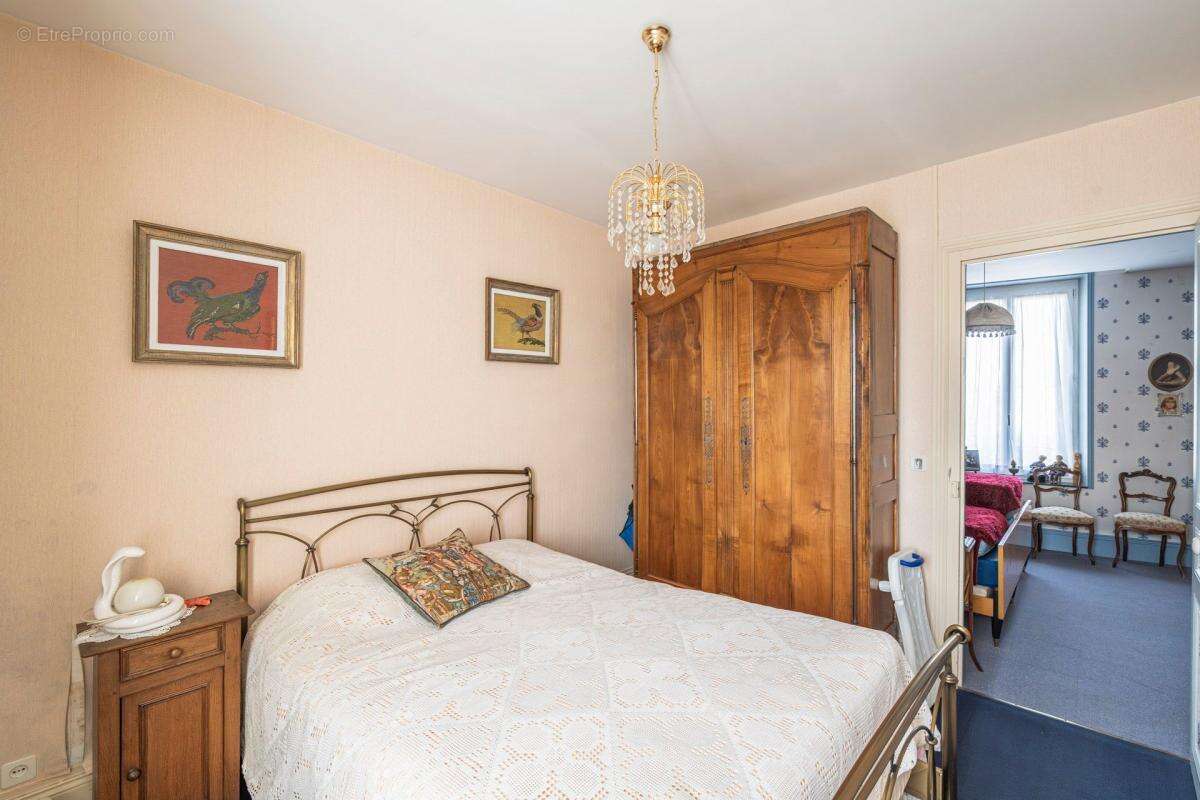 Maison à CHARLEVILLE-MEZIERES