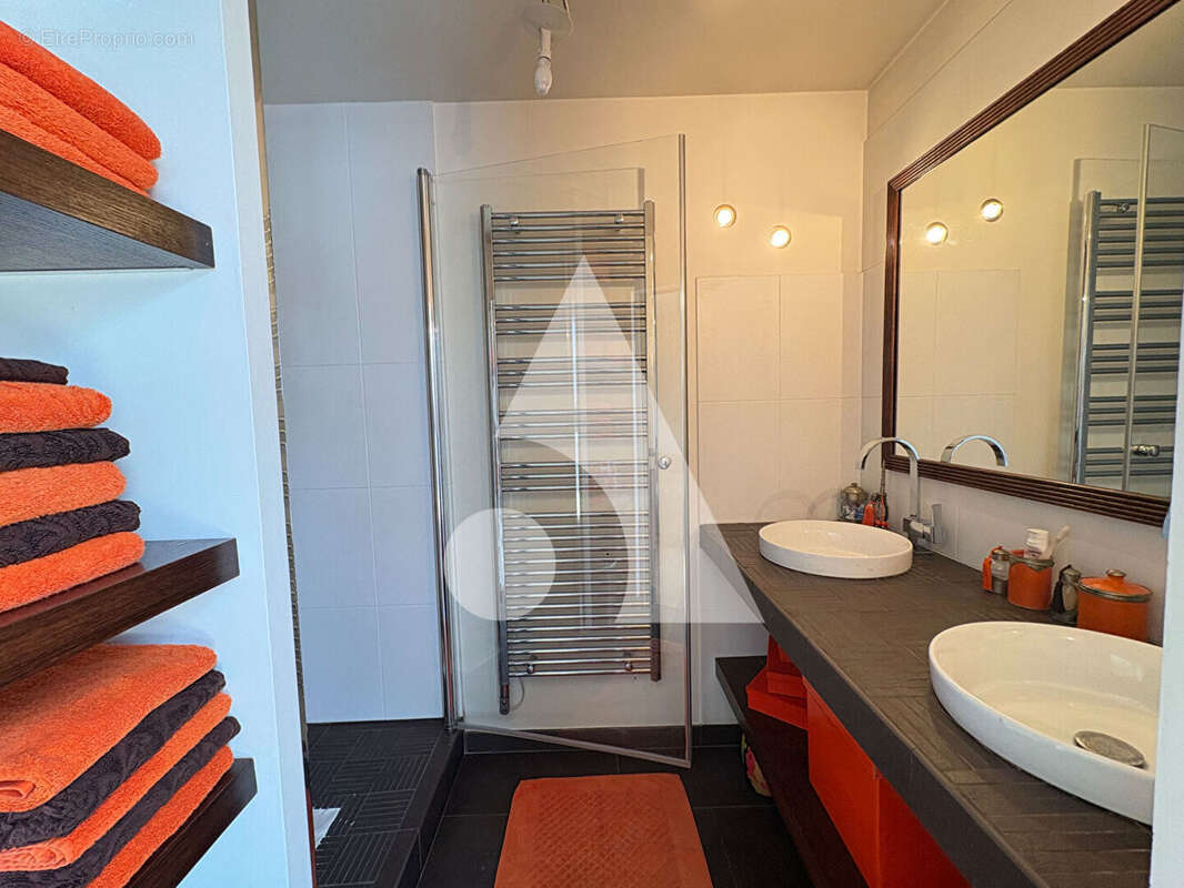Appartement à SAINT-OUEN