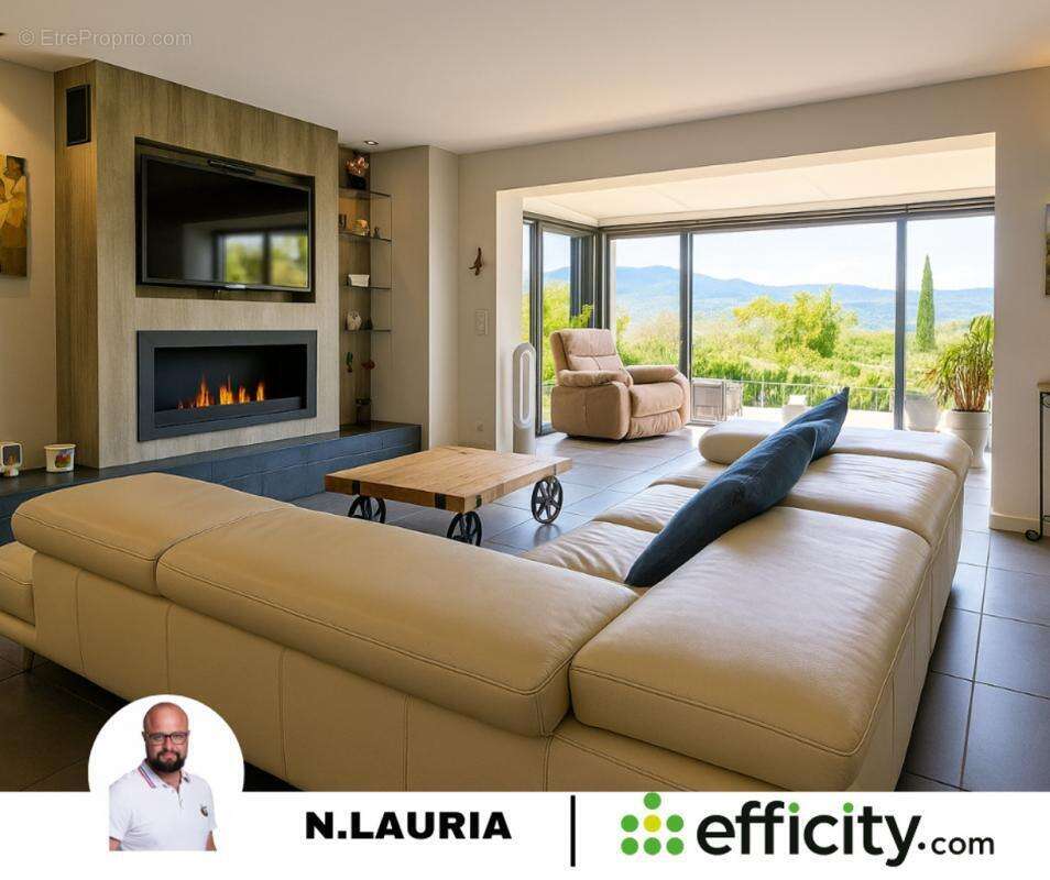 Maison à LE PUY-SAINTE-REPARADE