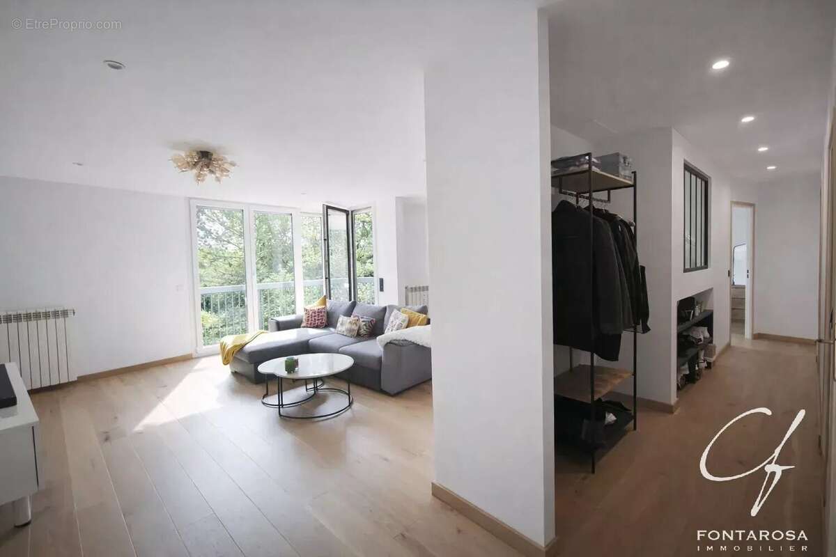 Appartement à SAINT-RAPHAEL