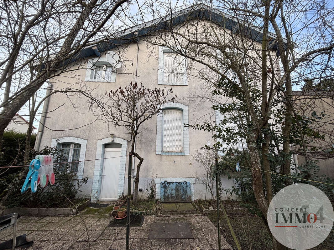 Maison à TOUL