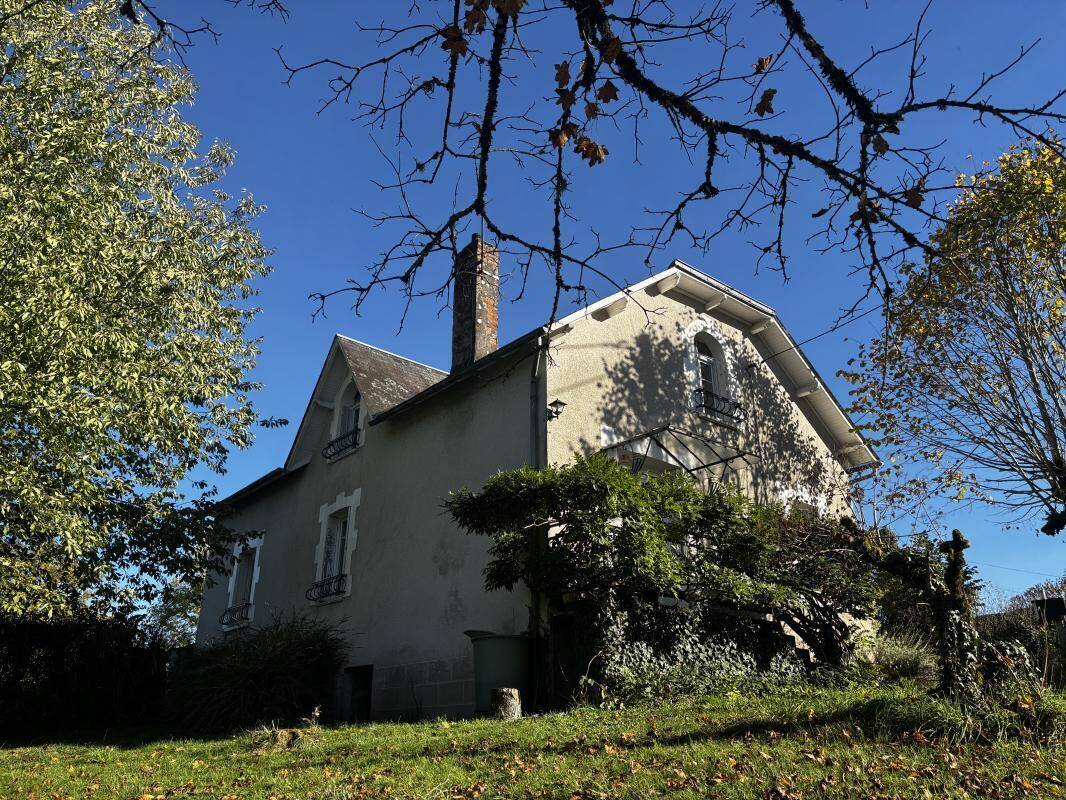 Maison à LA PORCHERIE