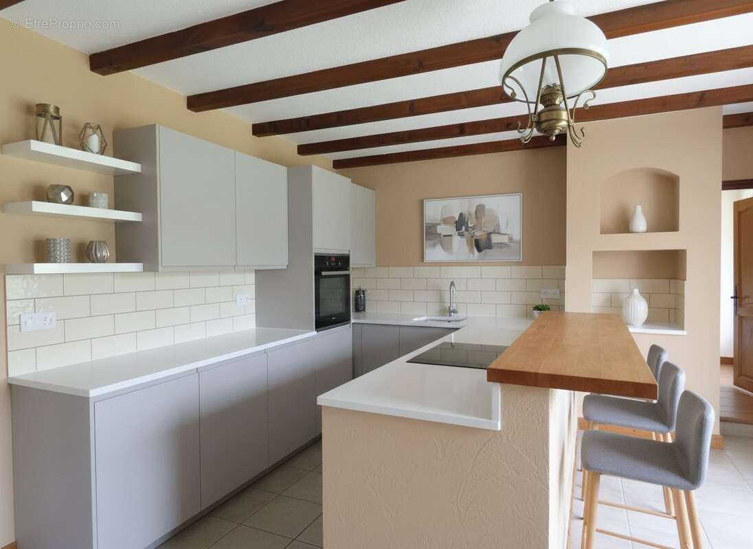 Maison sur demi-niveau spacieuse avec grand garage - photo 15