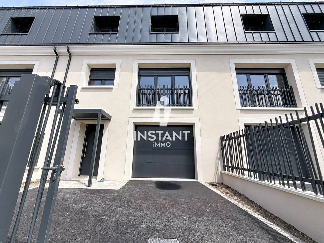 Maison à NEUILLY-PLAISANCE