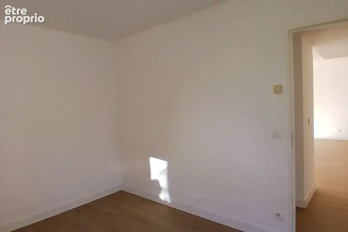 E02660033L-T4 -231 500€ - 77.51m²- - photo 14