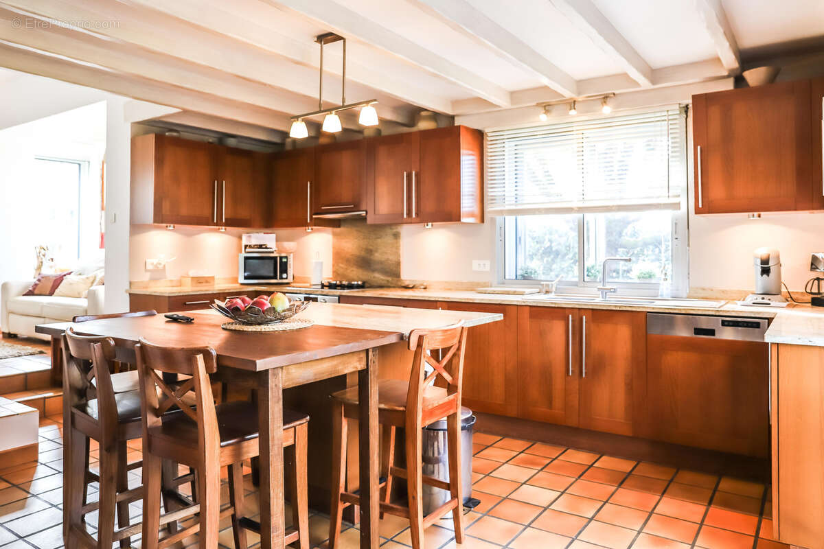 Maison à VAUX-SUR-MER