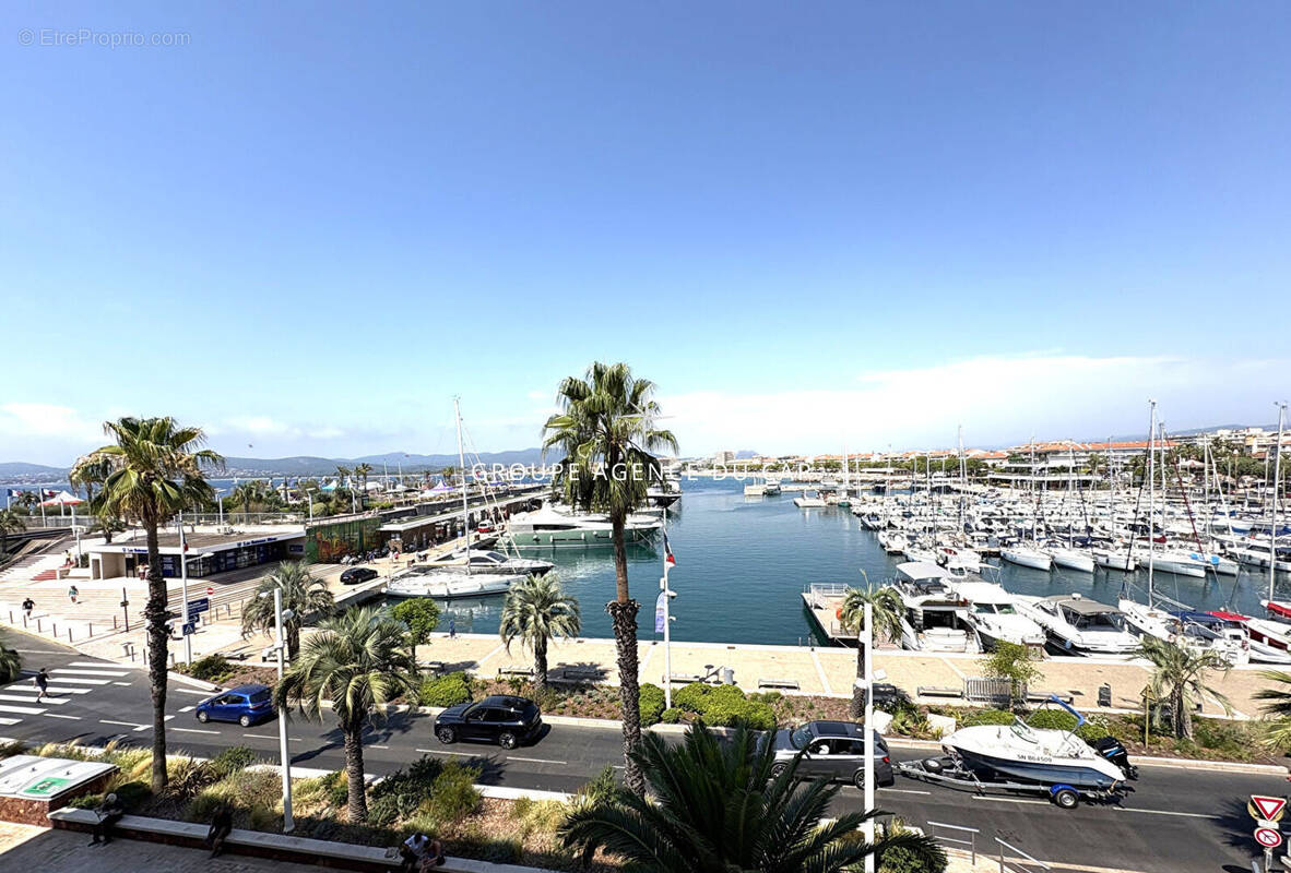 Appartement à SAINT-RAPHAEL