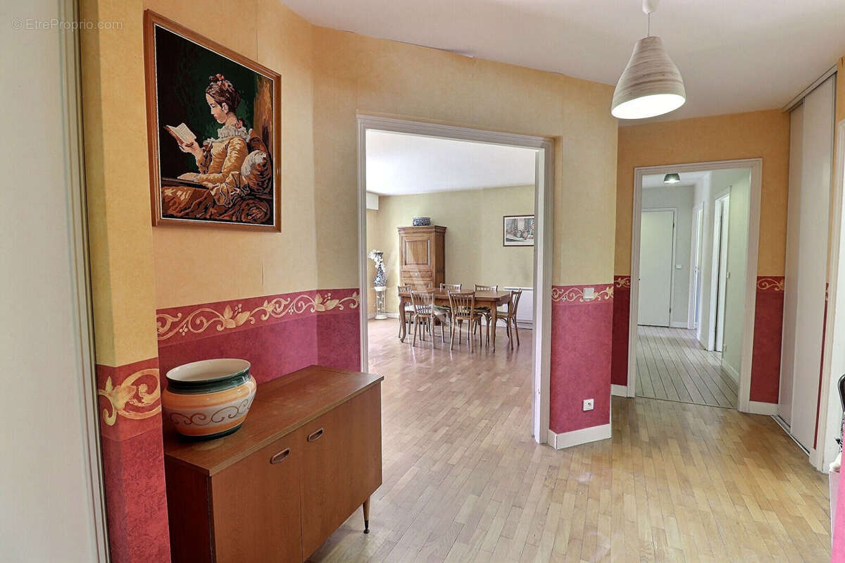 Appartement à MAISONS-LAFFITTE