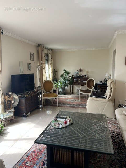 Appartement à PARIS-12E