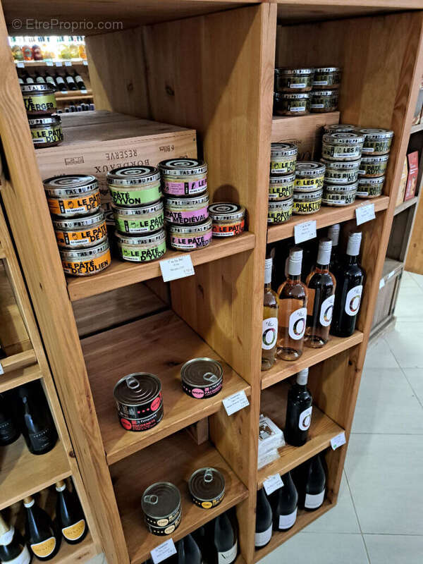 Commerce à MERDRIGNAC