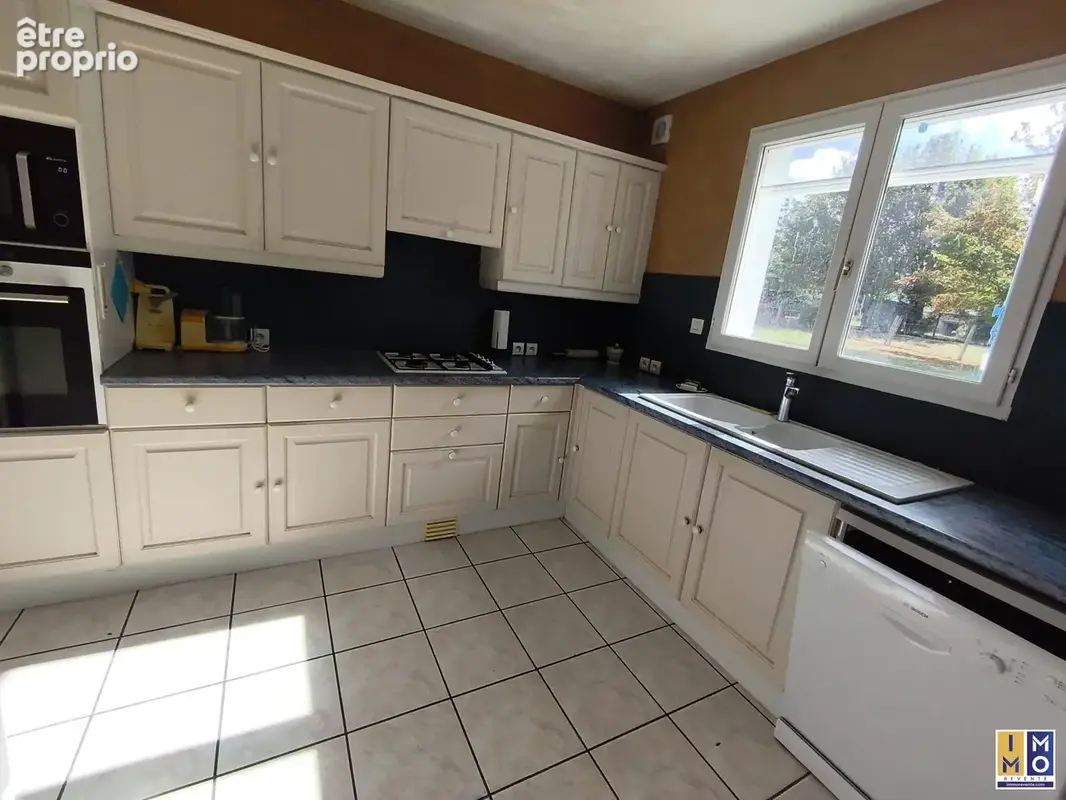 Maison 5 pièces 121 m² à vendre à Gron (18800) - photo 2