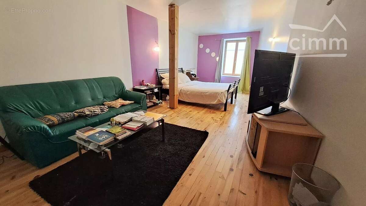 Appartement à BOURGOIN-JALLIEU