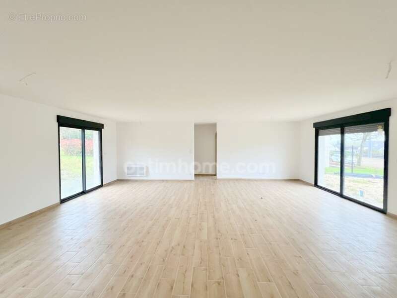 Maison neuve à vendre 5 pièces 109 m² habitables VILLEFRANCHE SUR CHER (41) sous garantie décennale, à proximité du centre ville - photo 3