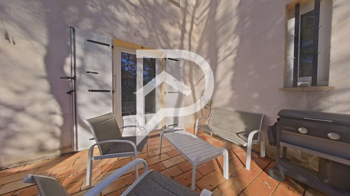 Maison à PIERREVERT