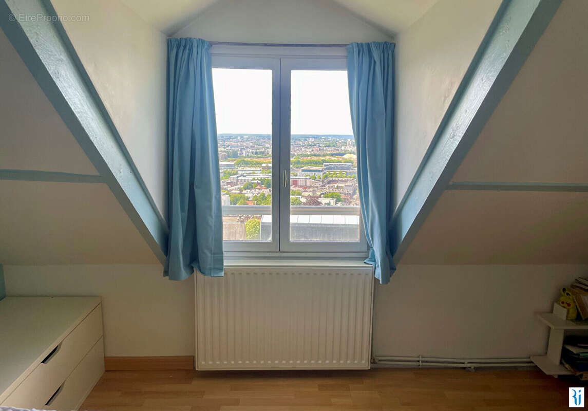 Maison à MONT-SAINT-AIGNAN