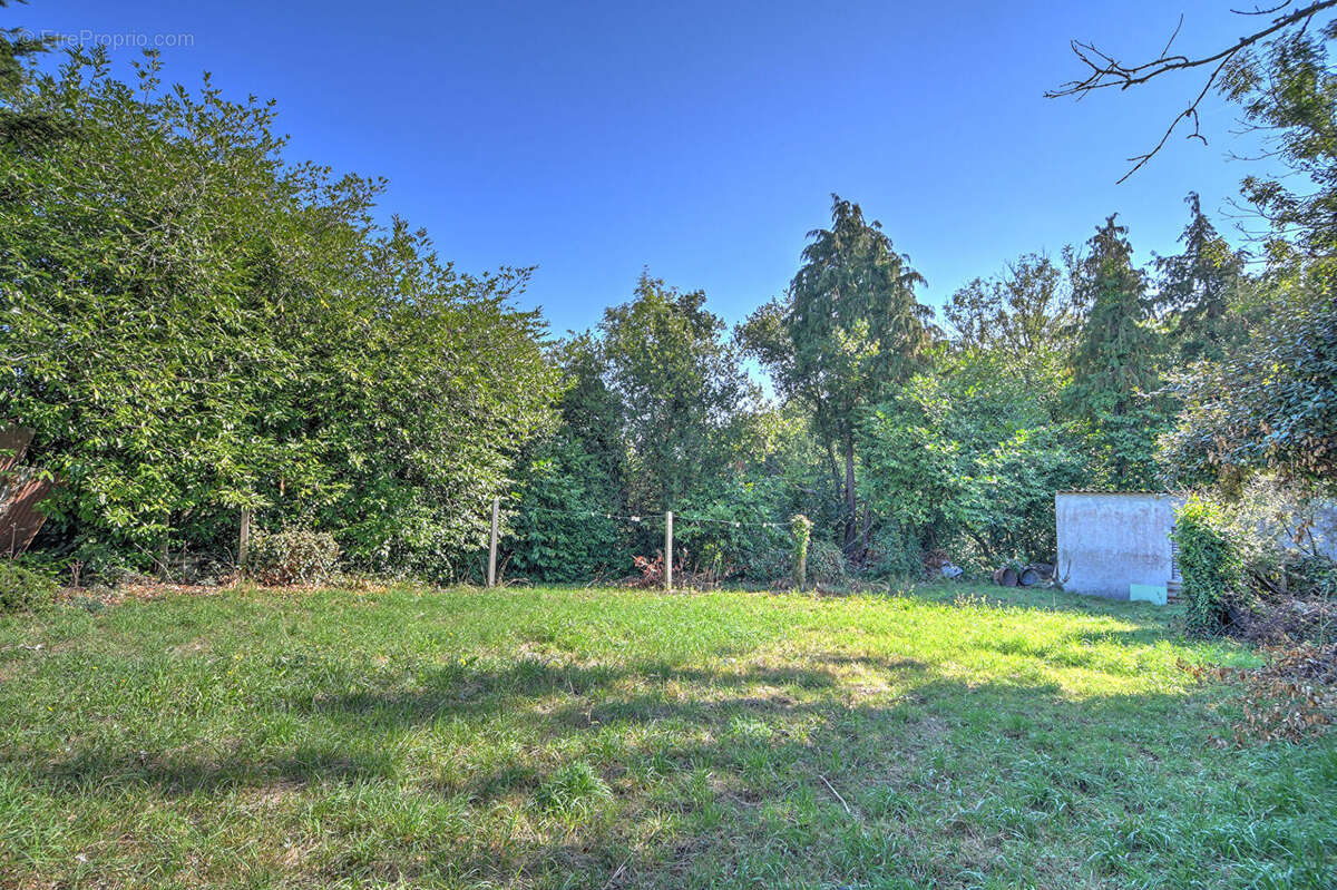 Maison à LOGONNA-DAOULAS