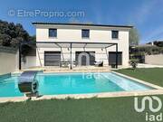 Photo 1 - Maison à ROCHEFORT-DU-GARD