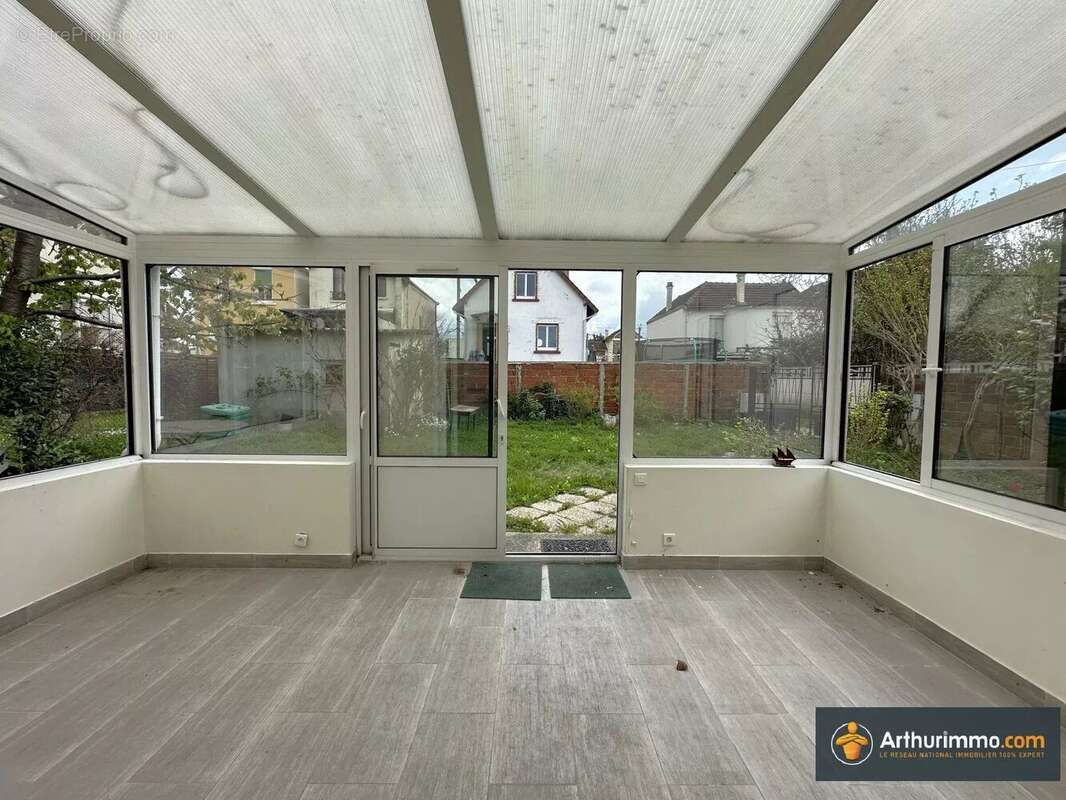 Maison à LES PAVILLONS-SOUS-BOIS