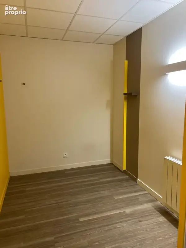 Local commercial 120 m2 à Roquebrune sur Argens - photo 11