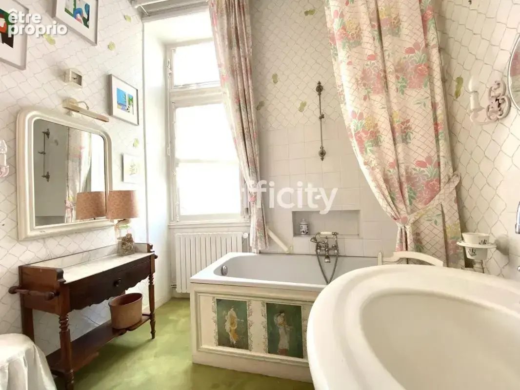 Maison 240 m² à Nantes  - photo 16