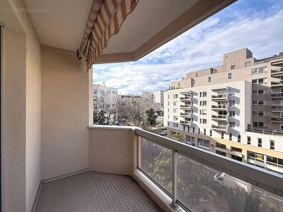 Appartement à LYON-6E