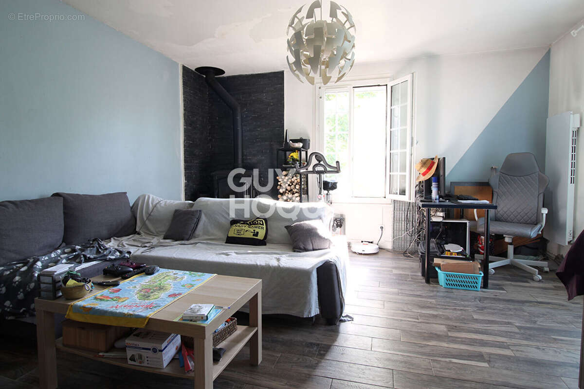 Maison à CHAUMES-EN-BRIE