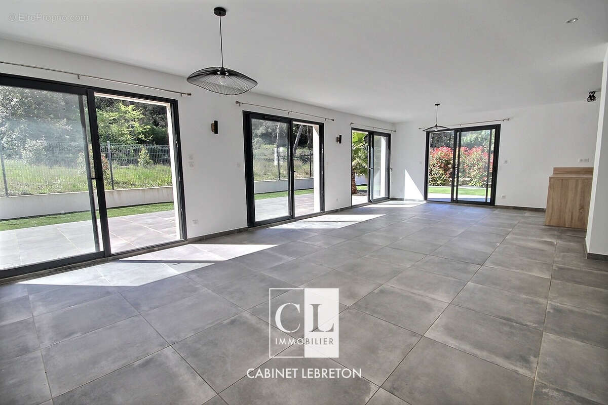 Maison à LA PENNE-SUR-HUVEAUNE