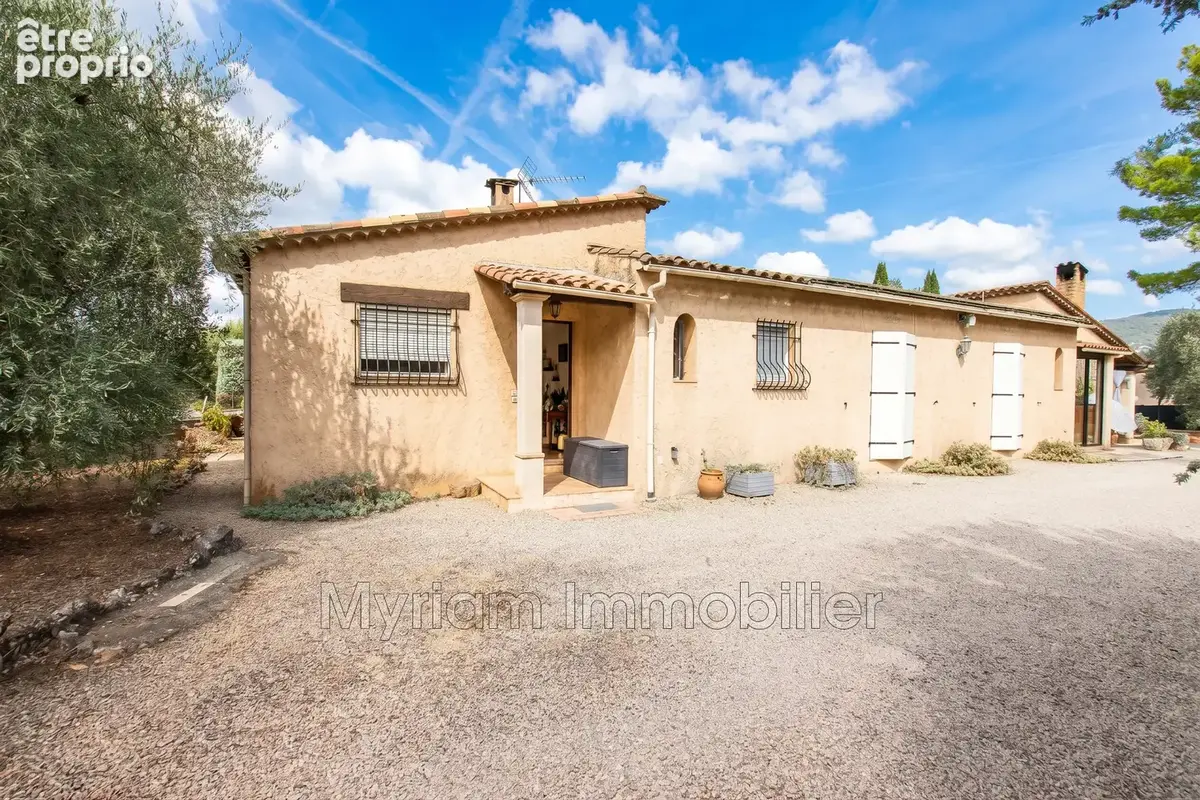 Maison 6 pièces 154 m² à vendre à Peymeinade (06530) - photo 6