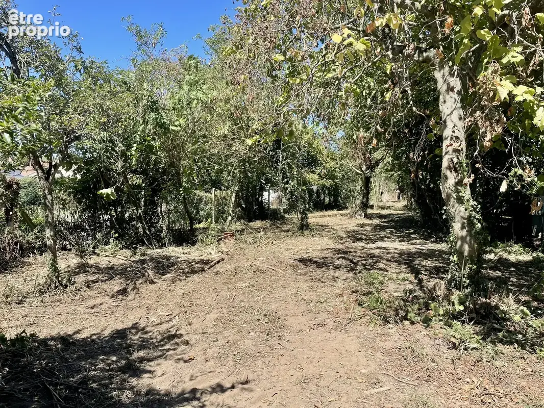 Maison avec 5 chambres et terrain de 1400m2 - photo 11