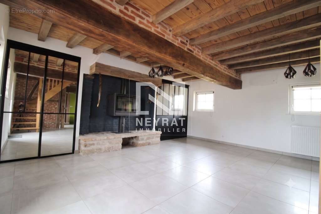 Maison rénovée DPE B – 2 chambres – Terrain clos de 2 462 m² – Saint-Martin-en-Bresse - photo 4