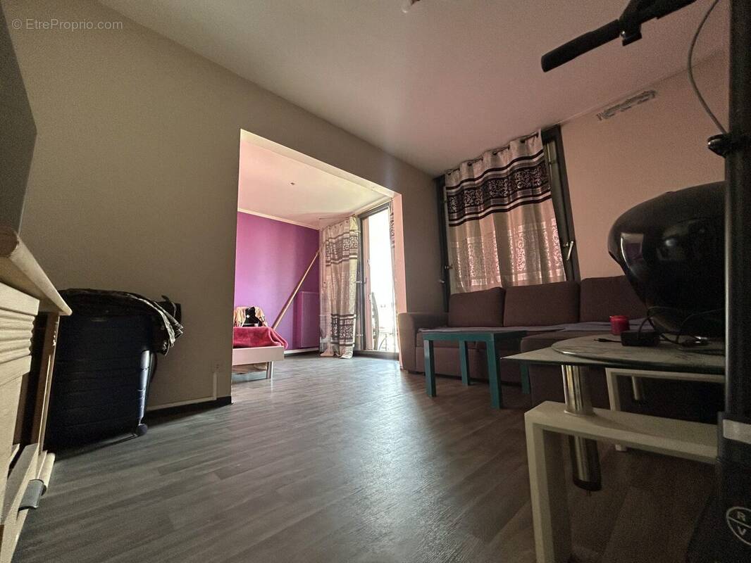 Appartement à VAULX-EN-VELIN