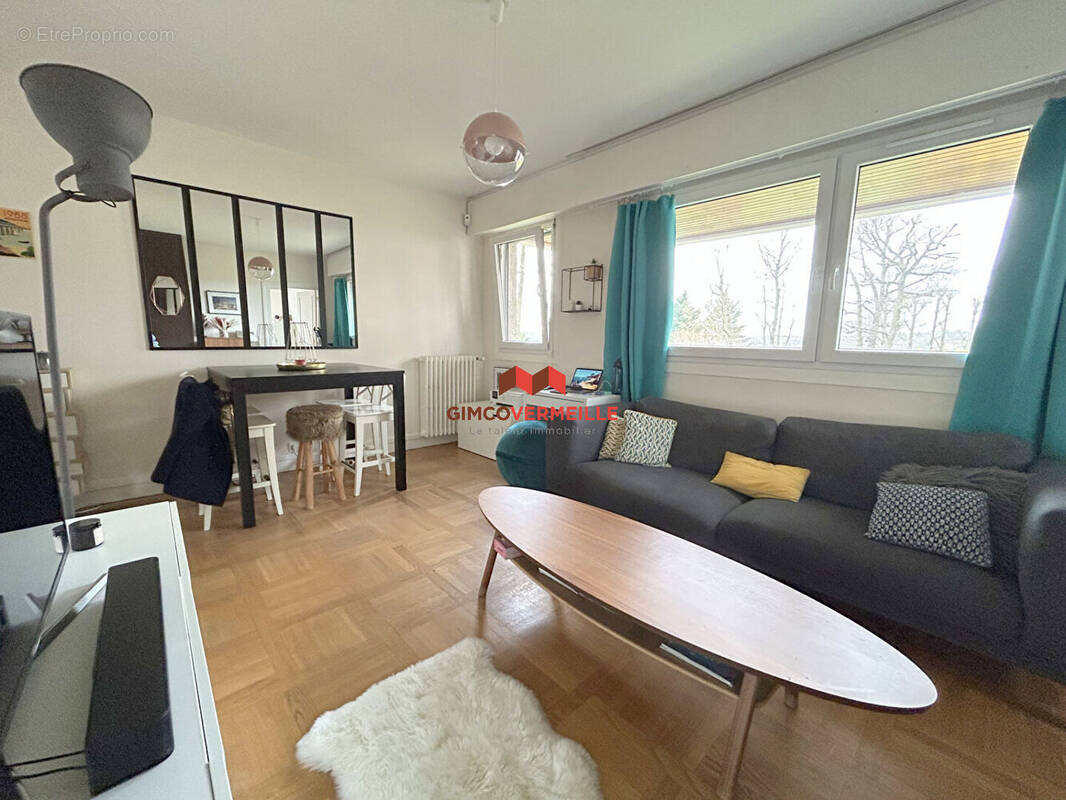 Appartement à GARCHES