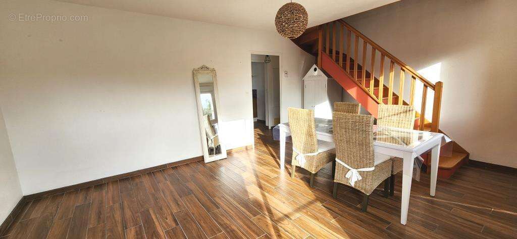 Maison à ROUXMESNIL-BOUTEILLES