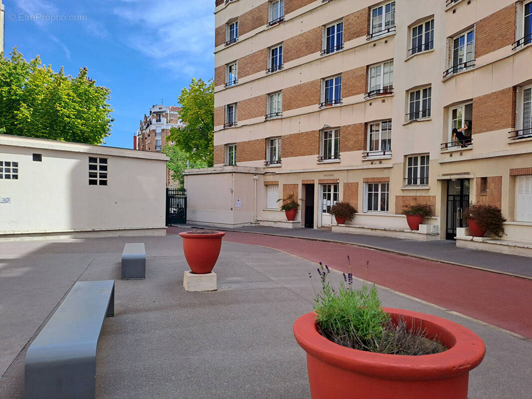 Appartement à MONTROUGE