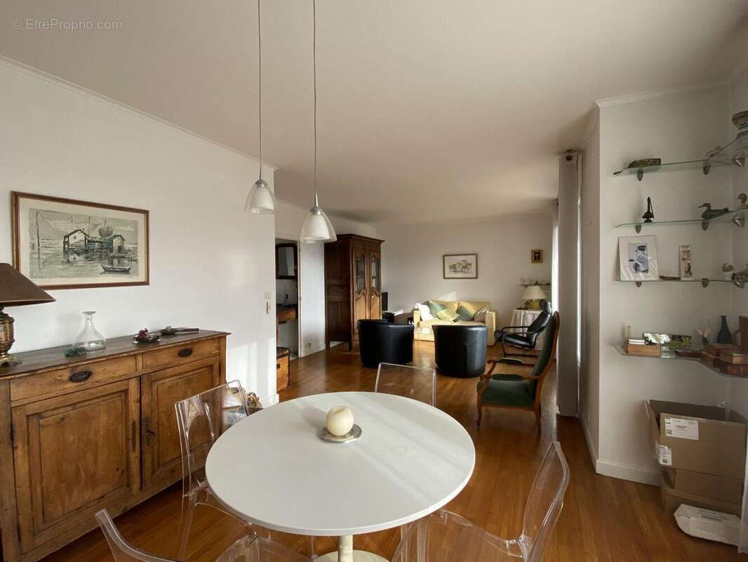 Appartement à ROMANS-SUR-ISERE