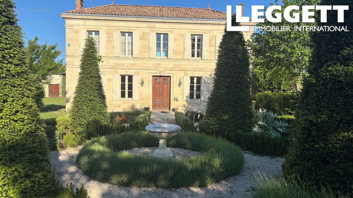 Maison à SAINT-GERMAIN-D'ESTEUIL