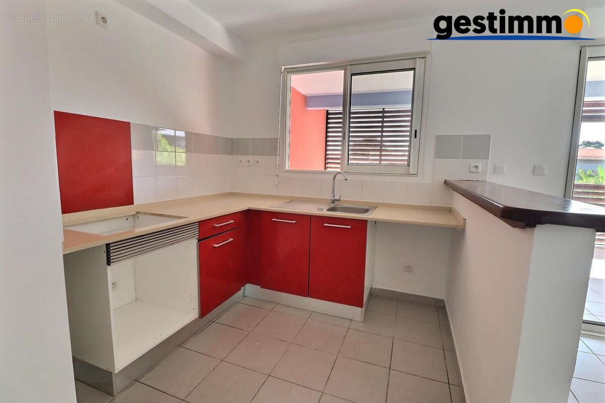 Appartement 52 m² à Remire-Montjoly  - photo 4