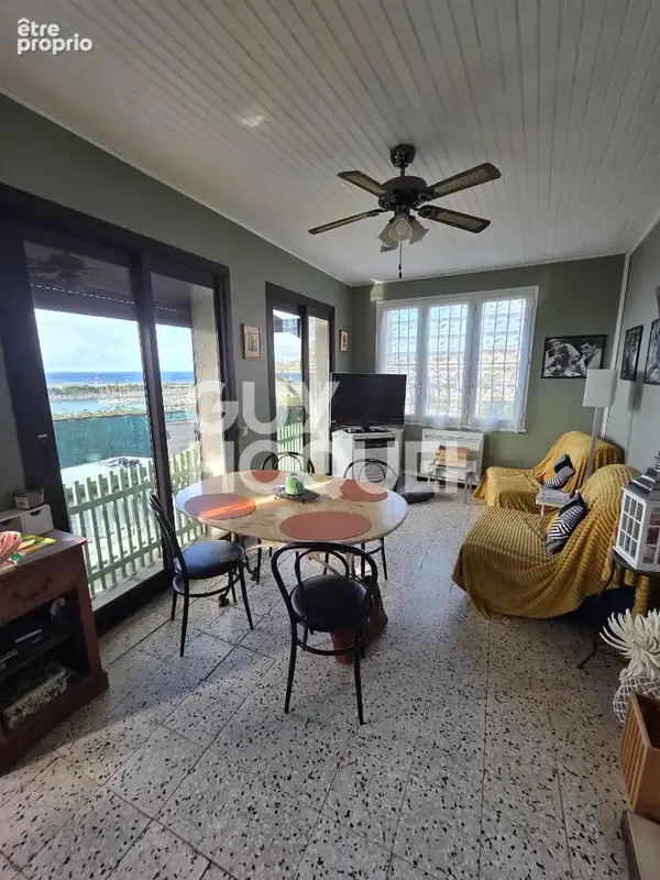 Maison Marseille T3/4 de 58 m² avec terrasse et vue mer exceptionnelle - photo 1