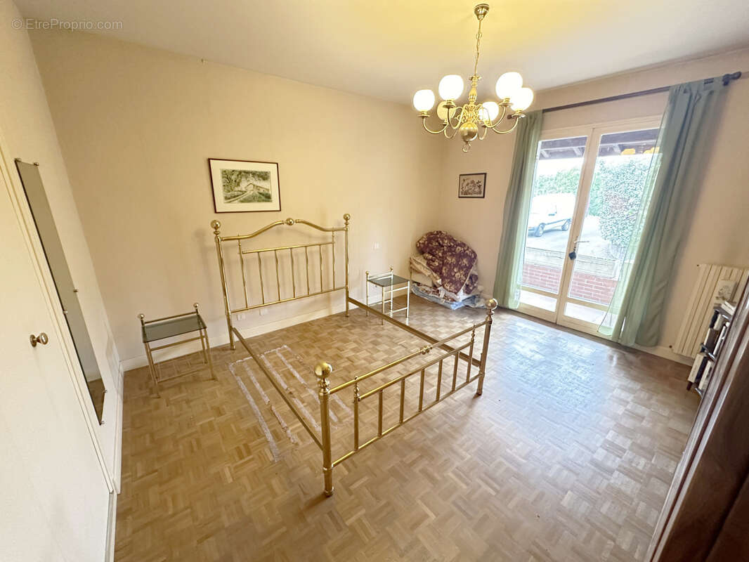 Appartement à AGME