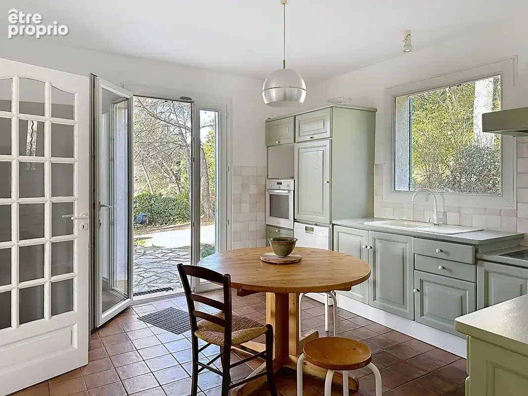 Maison 237 m² à Aix-En-Provence  - photo 5